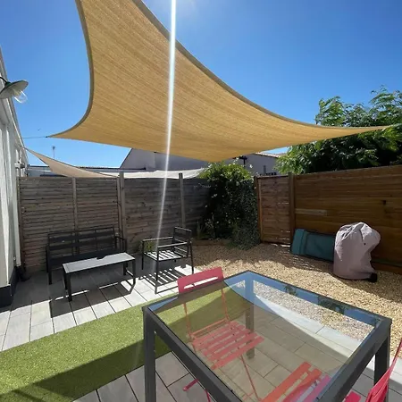 Escale A - Terrasse & Parking Vakantiehuis *